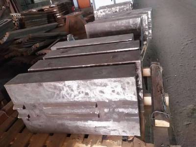 國內(nèi)暢銷品牌合金錘頭 制砂機(jī)錘頭 各種破碎機(jī)錘頭